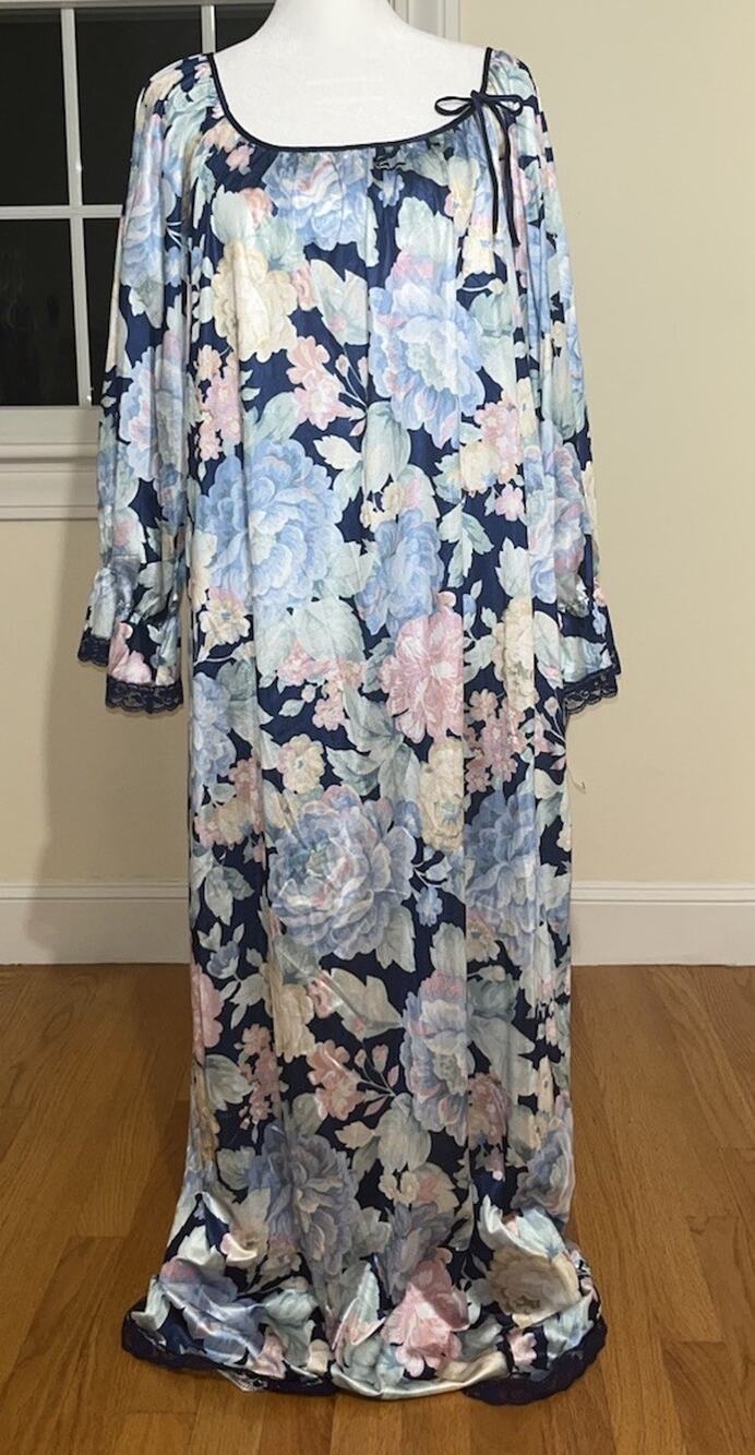 Vintage Deena Long Stretchy Nightgown Dress, Blue Floral, Lace, Bow Detail NWT